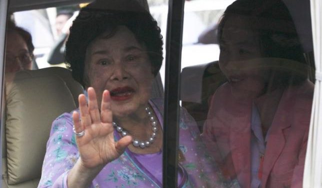 Thai queen recovering from pneumonia after treatment: palace